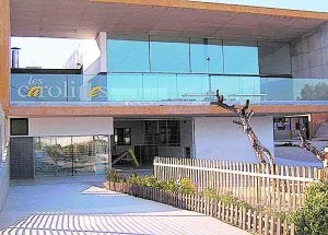 Escola Les Carolines, pionera en la normalización del valenciano