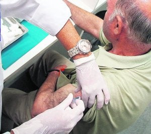 La virulencia de la gripe obliga a Sanidad a activar un plan de refuerzo