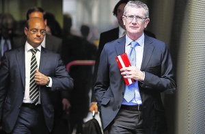 Eugenio Calabuig sale de la Audiencia Nacional. ::                             JOSE RAMON LADRA