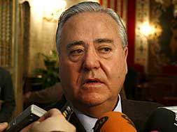 El alcalde, Luis Díaz Alperi.