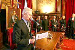 Álvarez de Toledo, en el homenaje a los caballeros maestrantes.