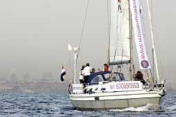 El barco abortista durante la salida a aguas internacionales el pasado viernes.