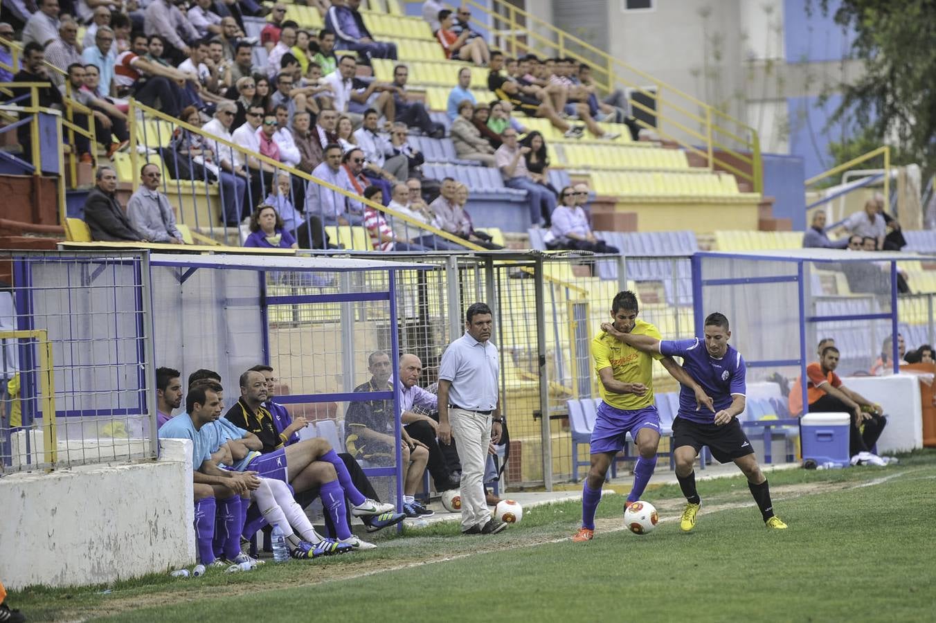 Imágenes del partido Orihuela-Paterna disputado en Los Arcos