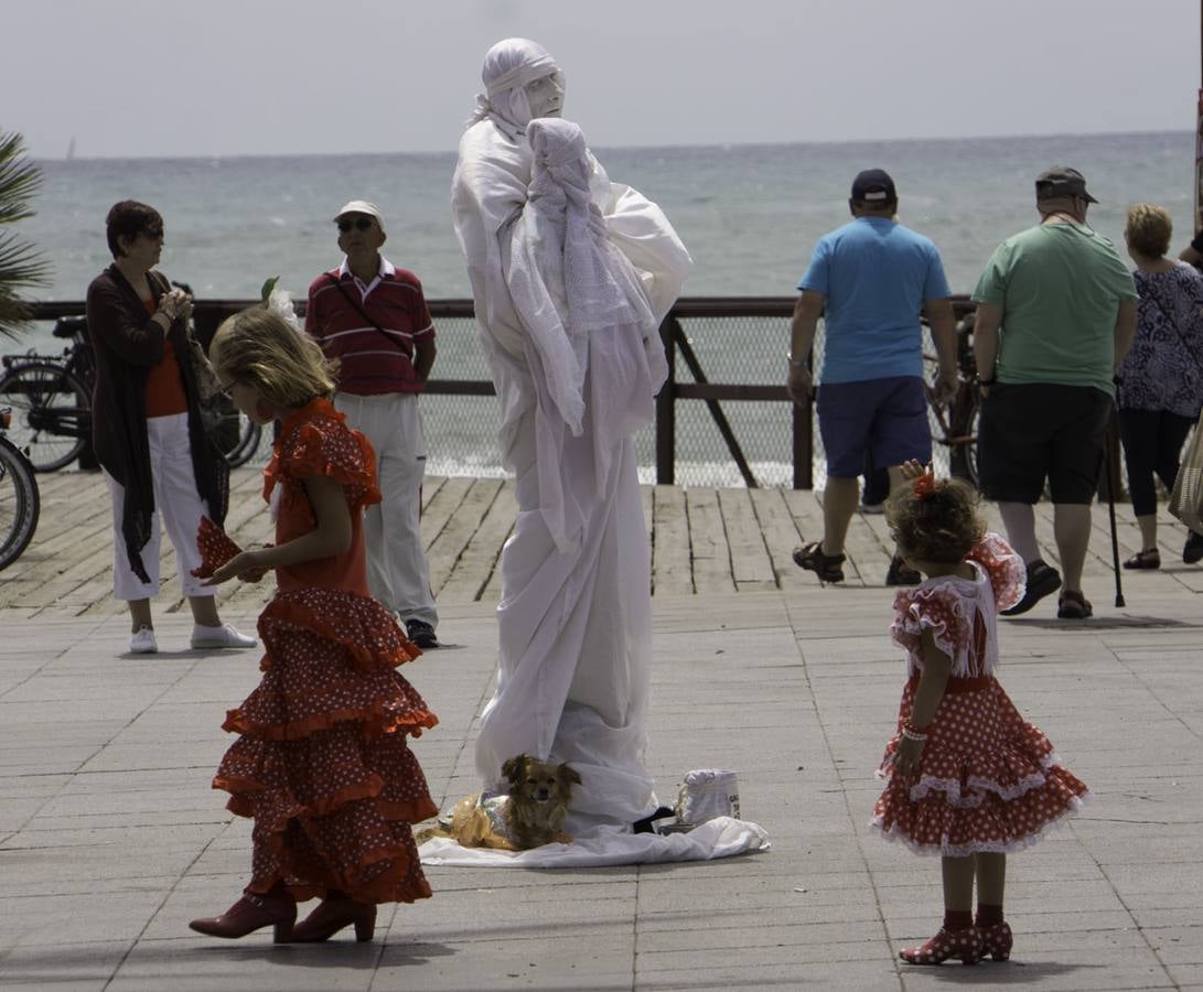 Tercera jornada en la Feria de Mayo de Torrevieja