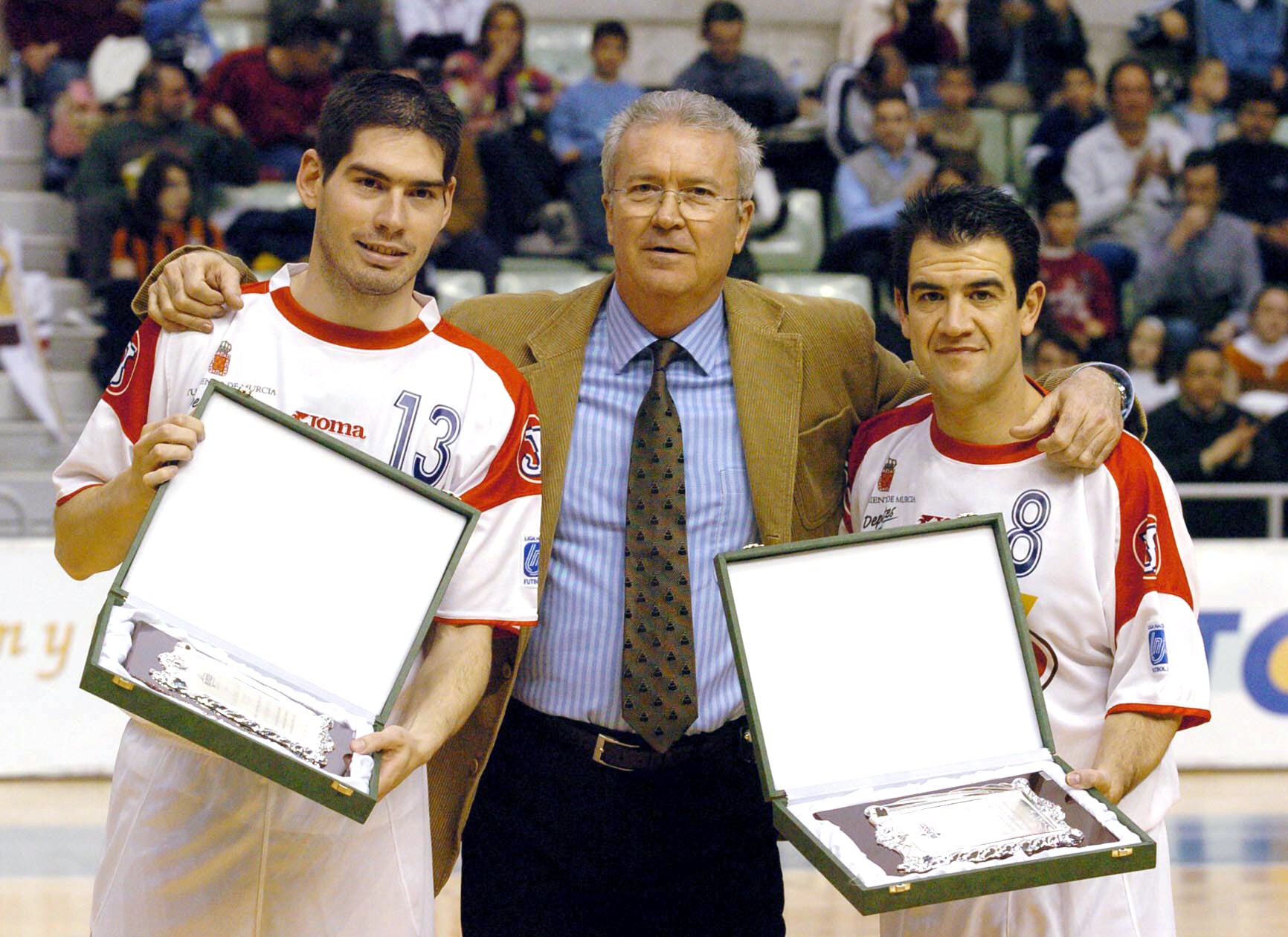 Su mentor y su amigo. Con Balorín, el que le fichó, y con Fran Serrejón, su mejor amigo.