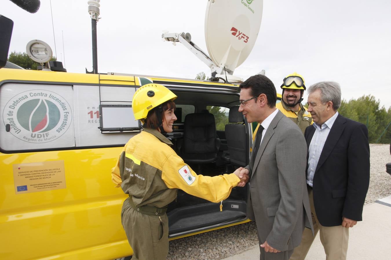 Más de 400 efectivos, en alerta contra el fuego