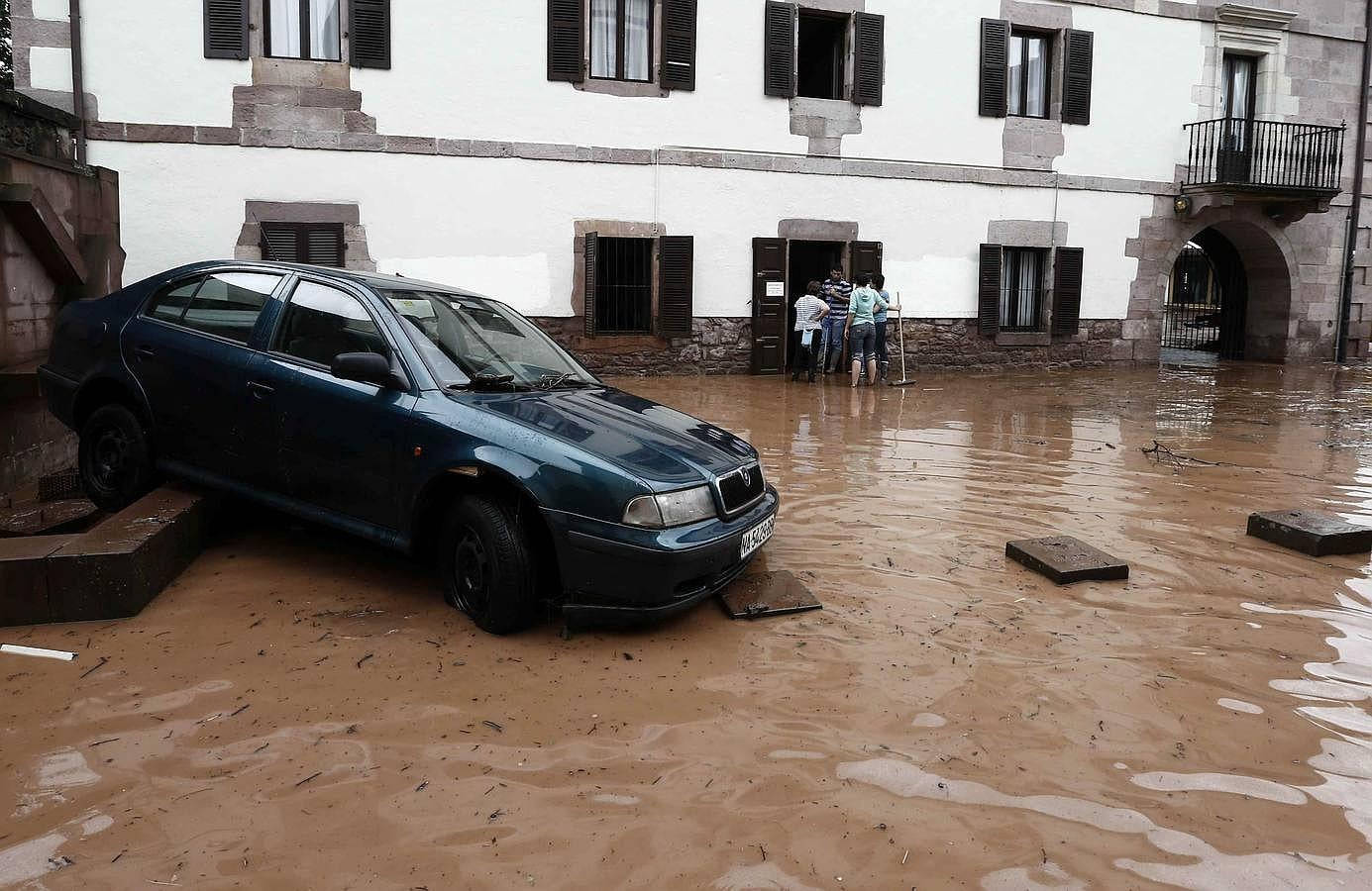 Inundación en la localidad navarra de Elizondo