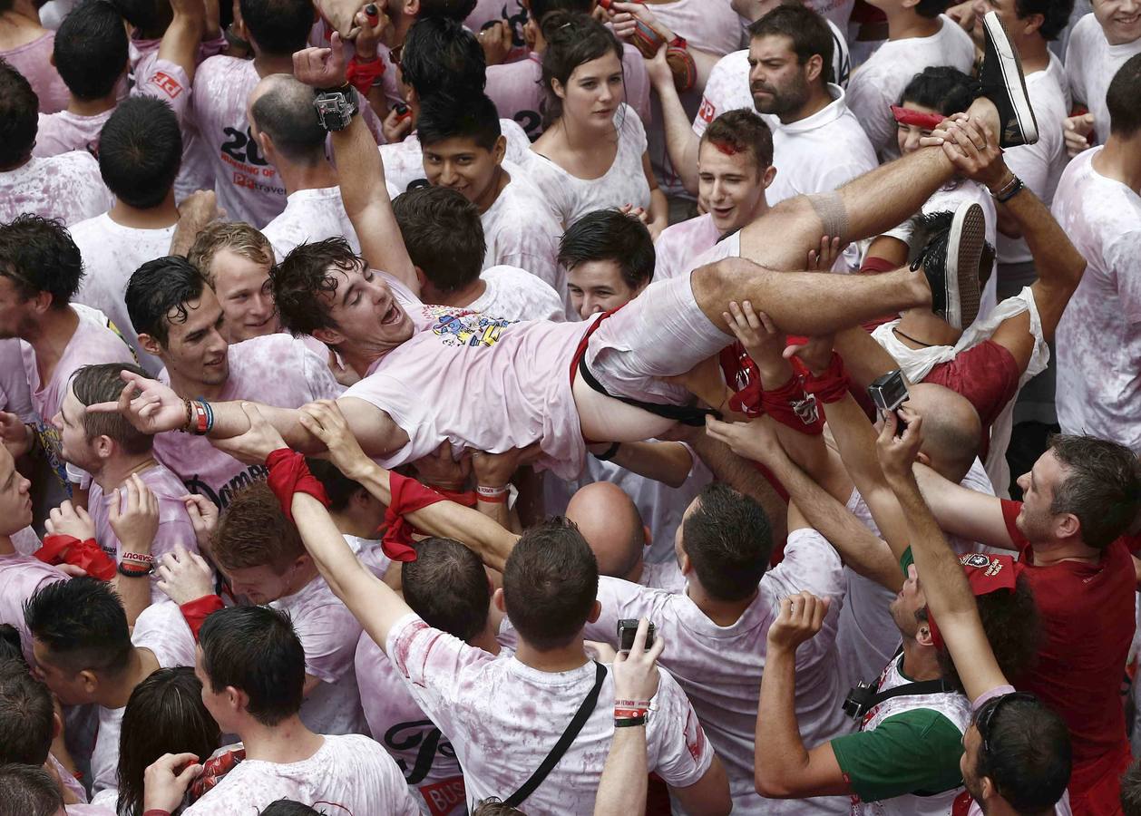 El chupinazo abre las fiestas de San Fermín