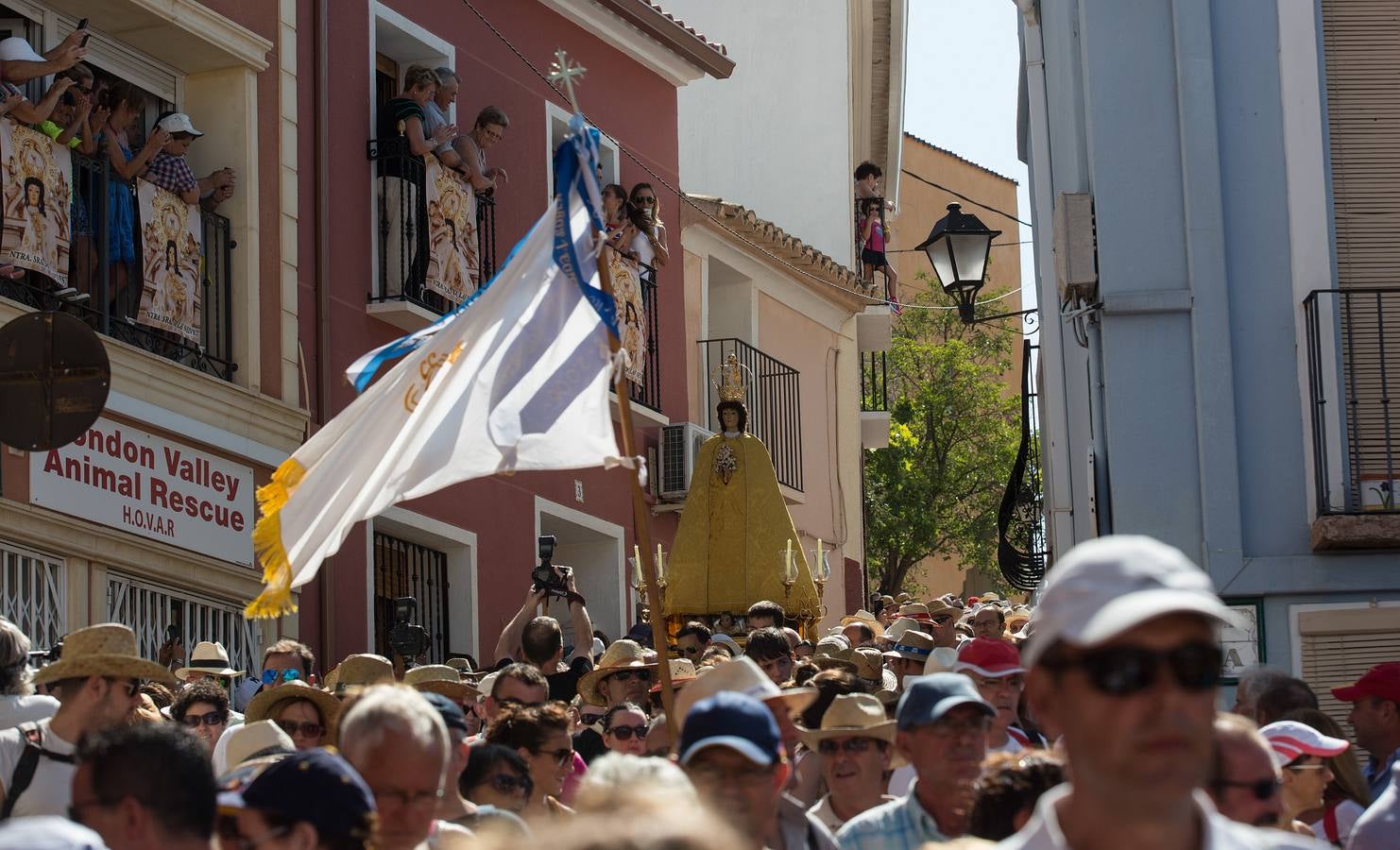 Devoción y polémica por la Virgen de las Nieves