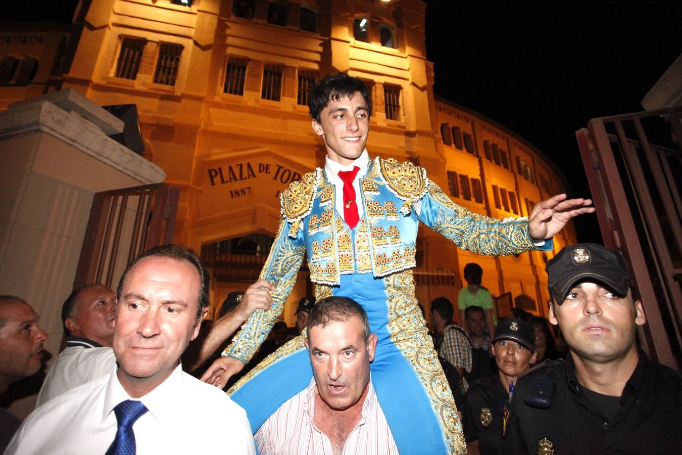 Filiberto abre la puerta grande