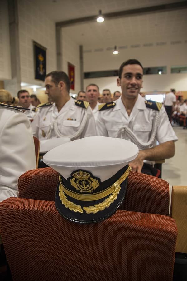 Morenés en Cartagena el curso académico en la Escuela de Infantería de Marina