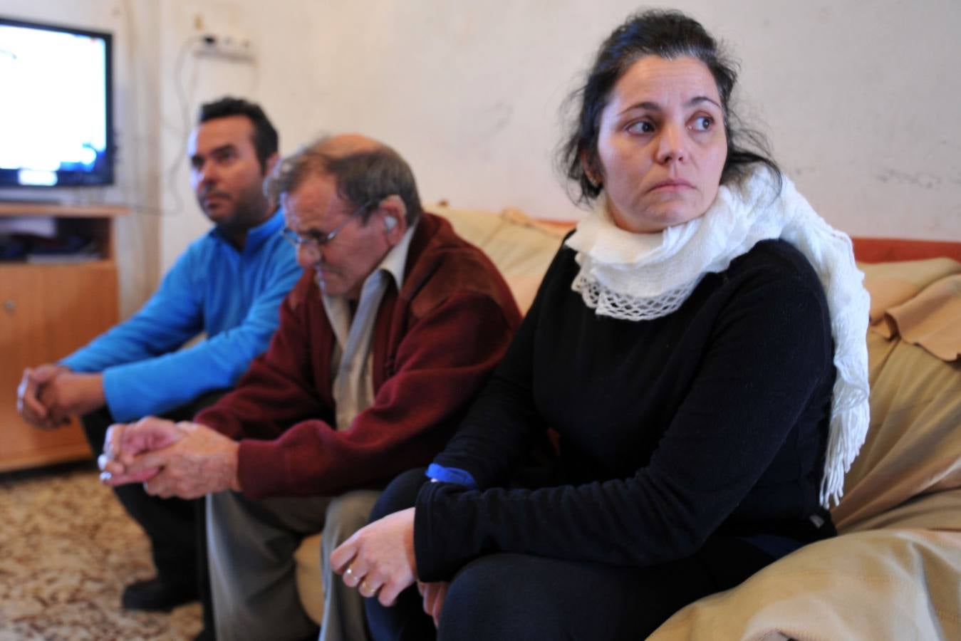 Una familia de Javalí Nuevo evita el décimo desahucio