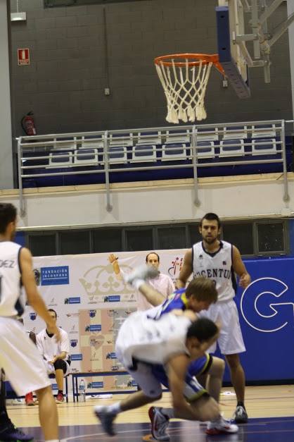 El Lucentum se mantiene invicto y colidera la LEB Plata junto al Sammic