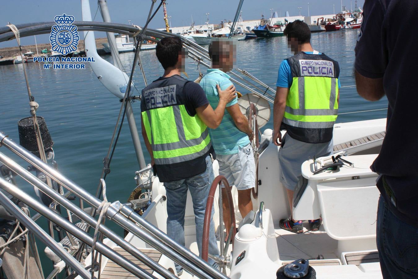 El &#039;narco de la Wikipedia&#039; evita de momento sentarse en el banquillo