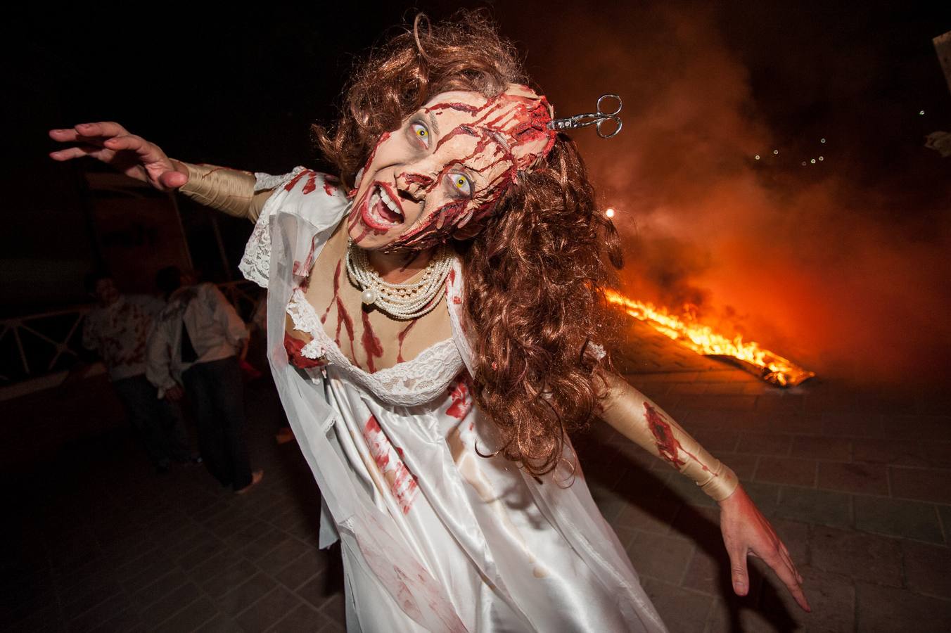 La Noche Zombie llena de terror las calles del Cabezo