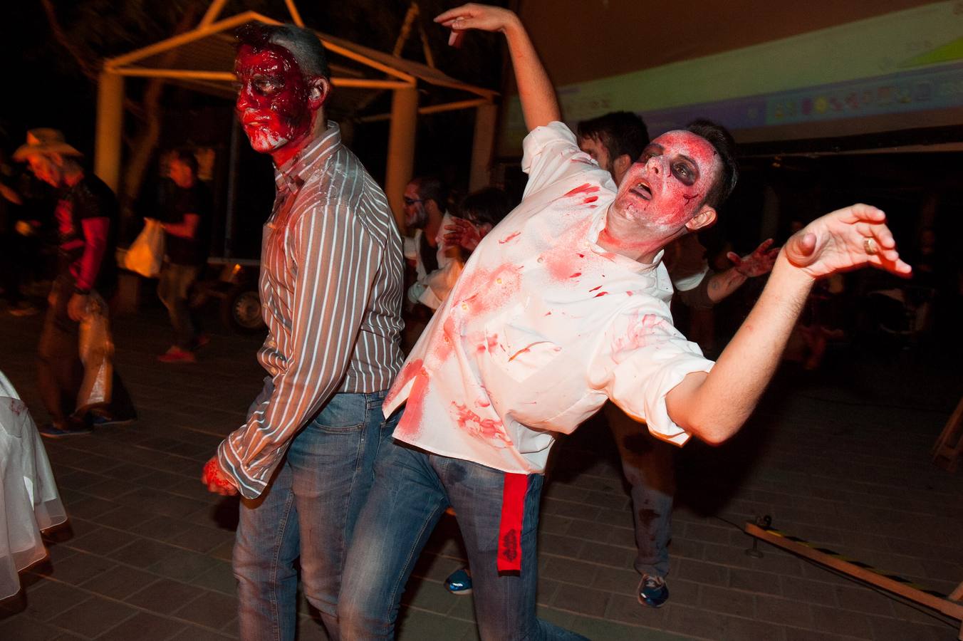 La Noche Zombie llena de terror las calles del Cabezo