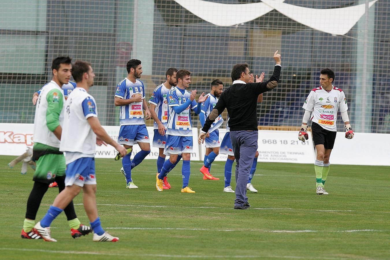 Victoria de La Hoya ante el Arroyo (6-1)