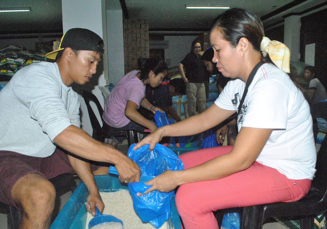 Filipinas se prepara para la llegada del tifón Hagupit