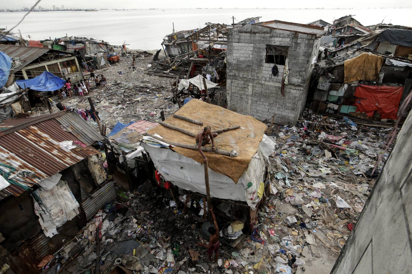 Filipinas se prepara para la llegada del tifón Hagupit