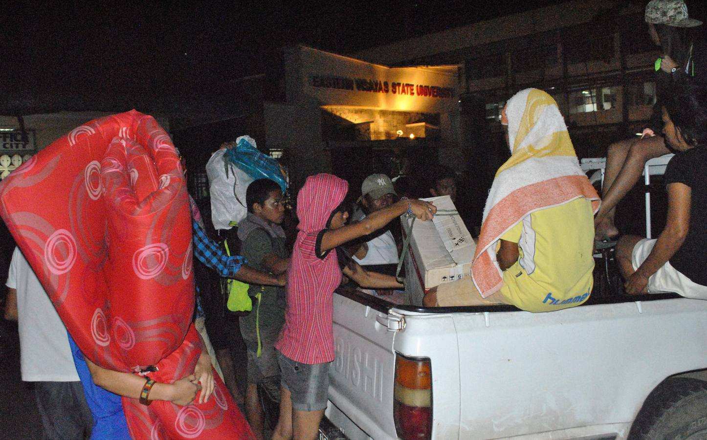 Filipinas se prepara para la llegada del tifón Hagupit