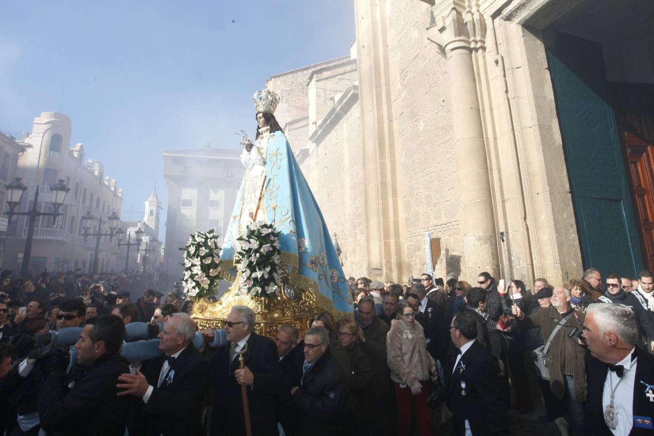 Doce horas de pólvora para recibir a la Purísima