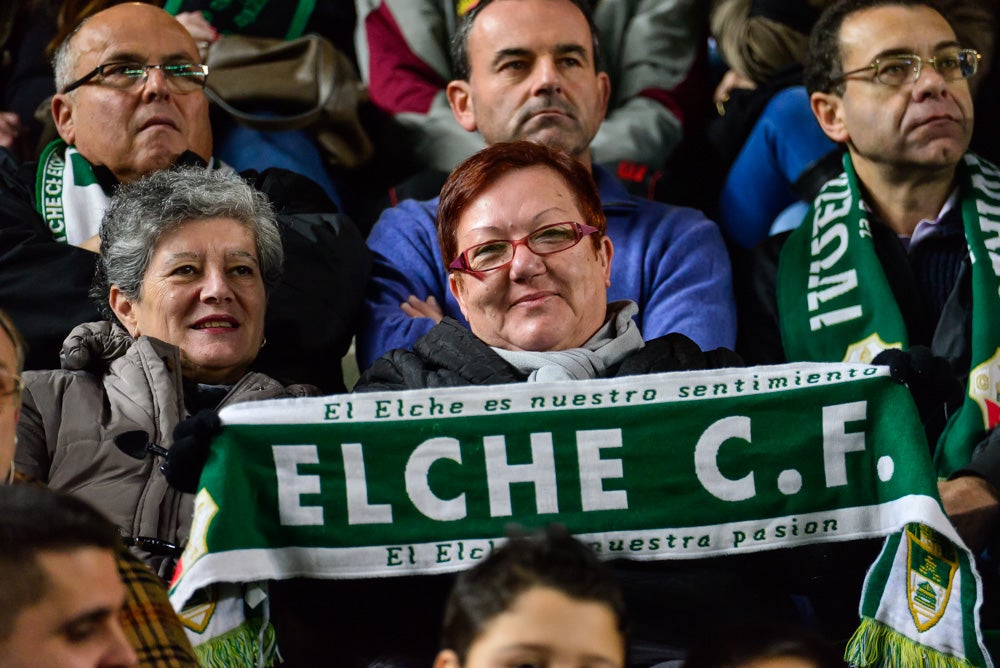 Búscate en la grada del Martínez Valero