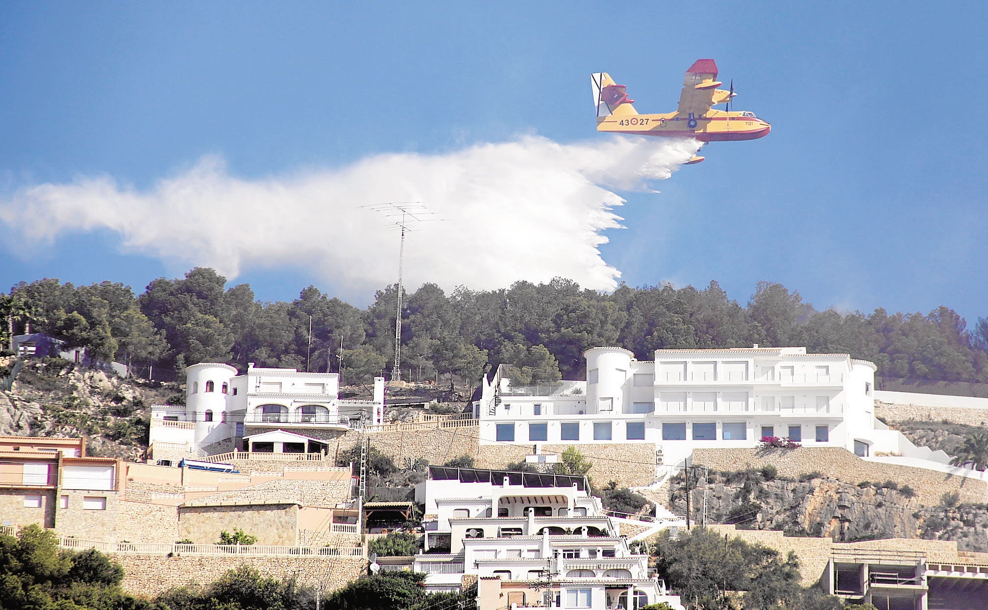 SEPTIEMBRE. 444 hectáreas calcinadas en un inendio que afecto a Dénia y Xábia.