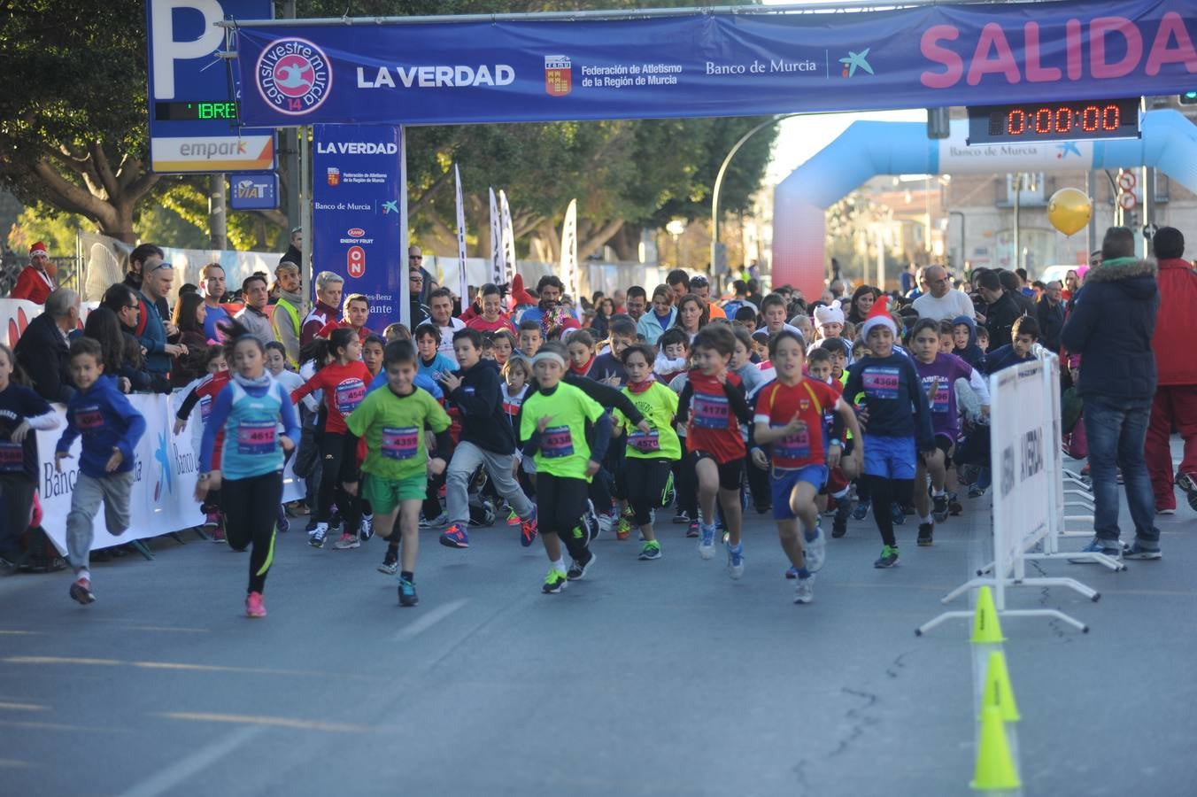 Los niños corren la San Silvestre de Murcia 2014