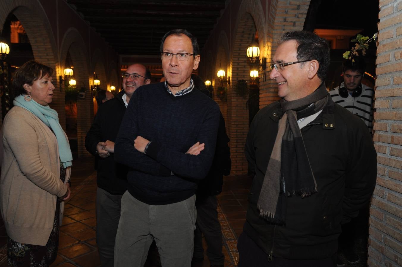Los asistentes al acto electoral del PP arropan a Cámara en el primer mitin de la precampaña