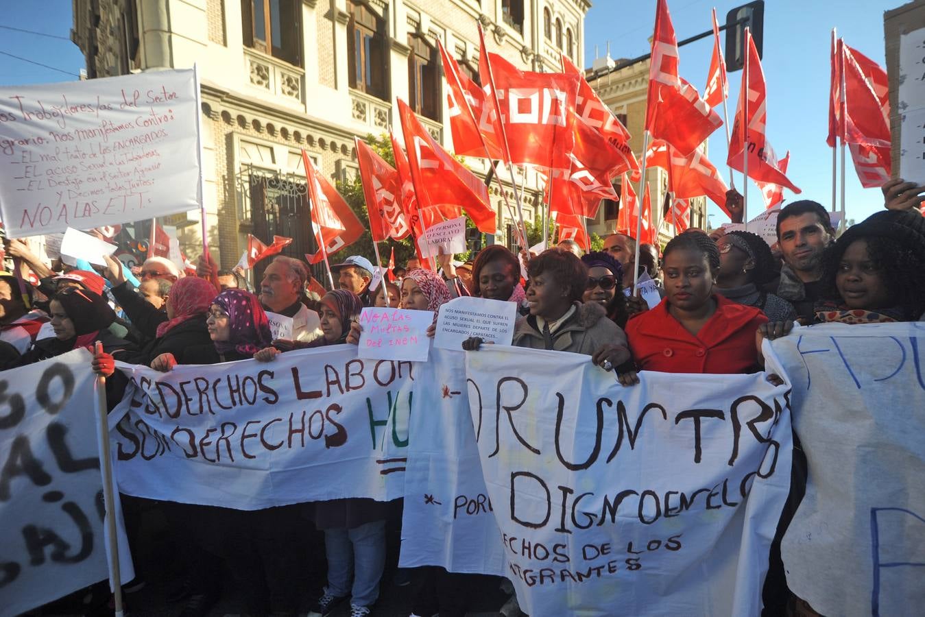 Clamor contra el abuso laboral en el campo murciano