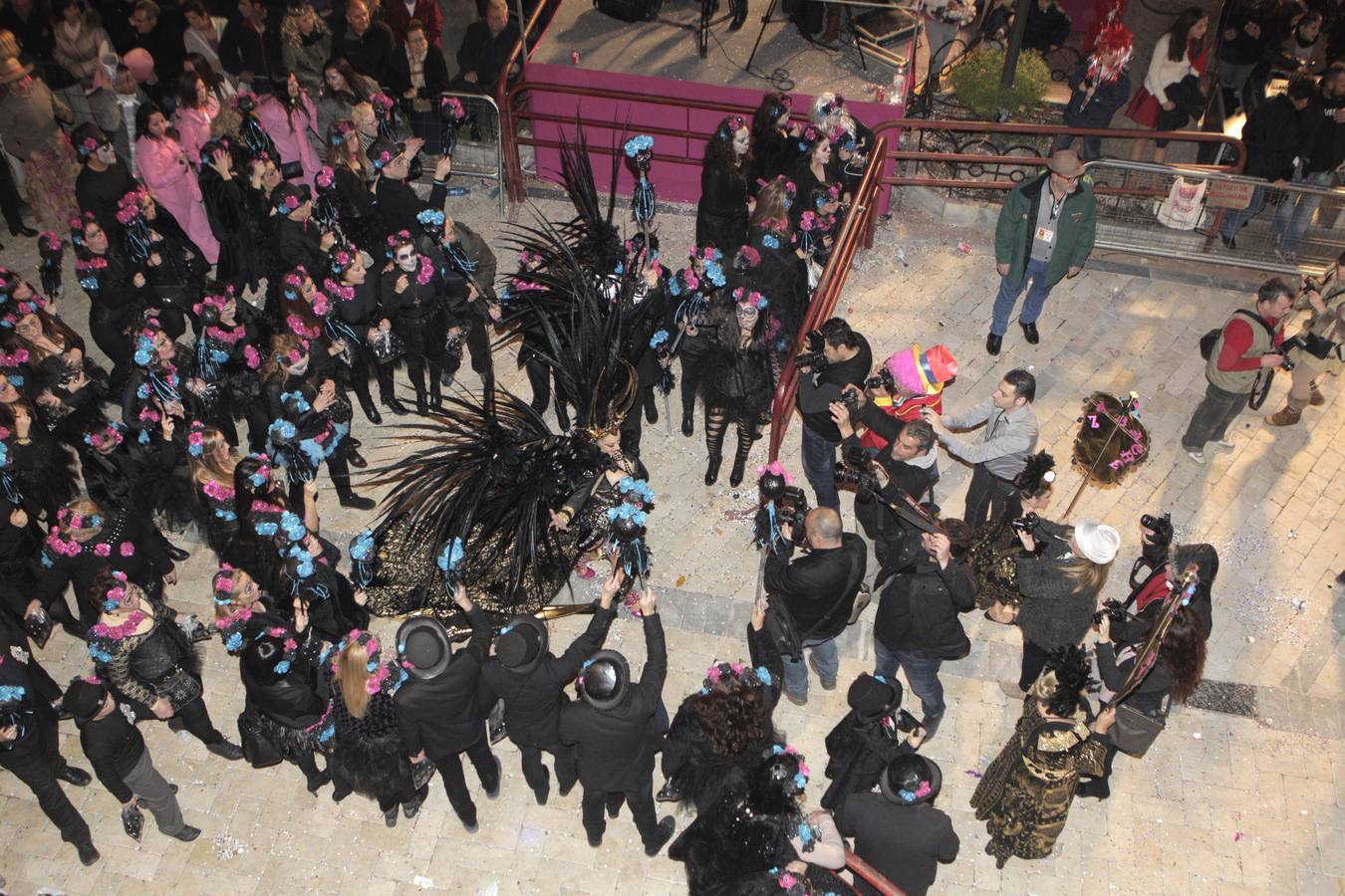 Bombardeo de cascarones