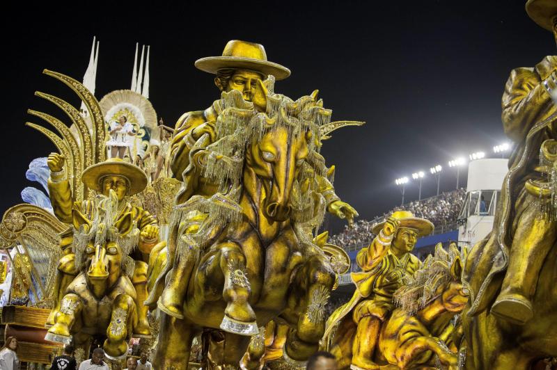 Locura carnavalera en Brasil