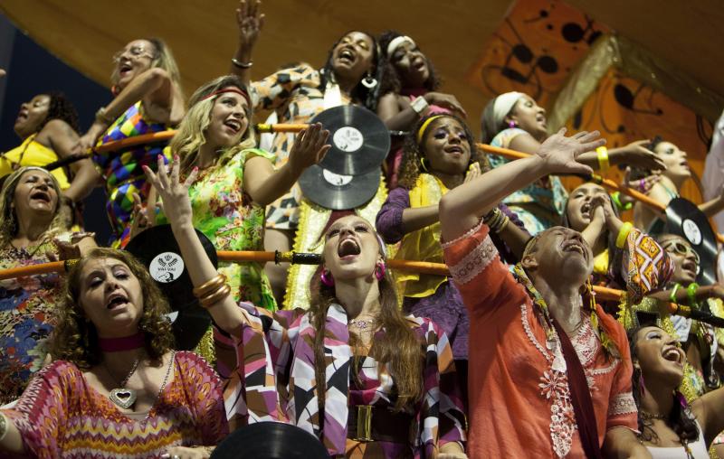 Locura carnavalera en Brasil