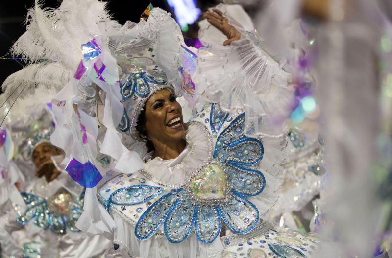 Locura carnavalera en Brasil