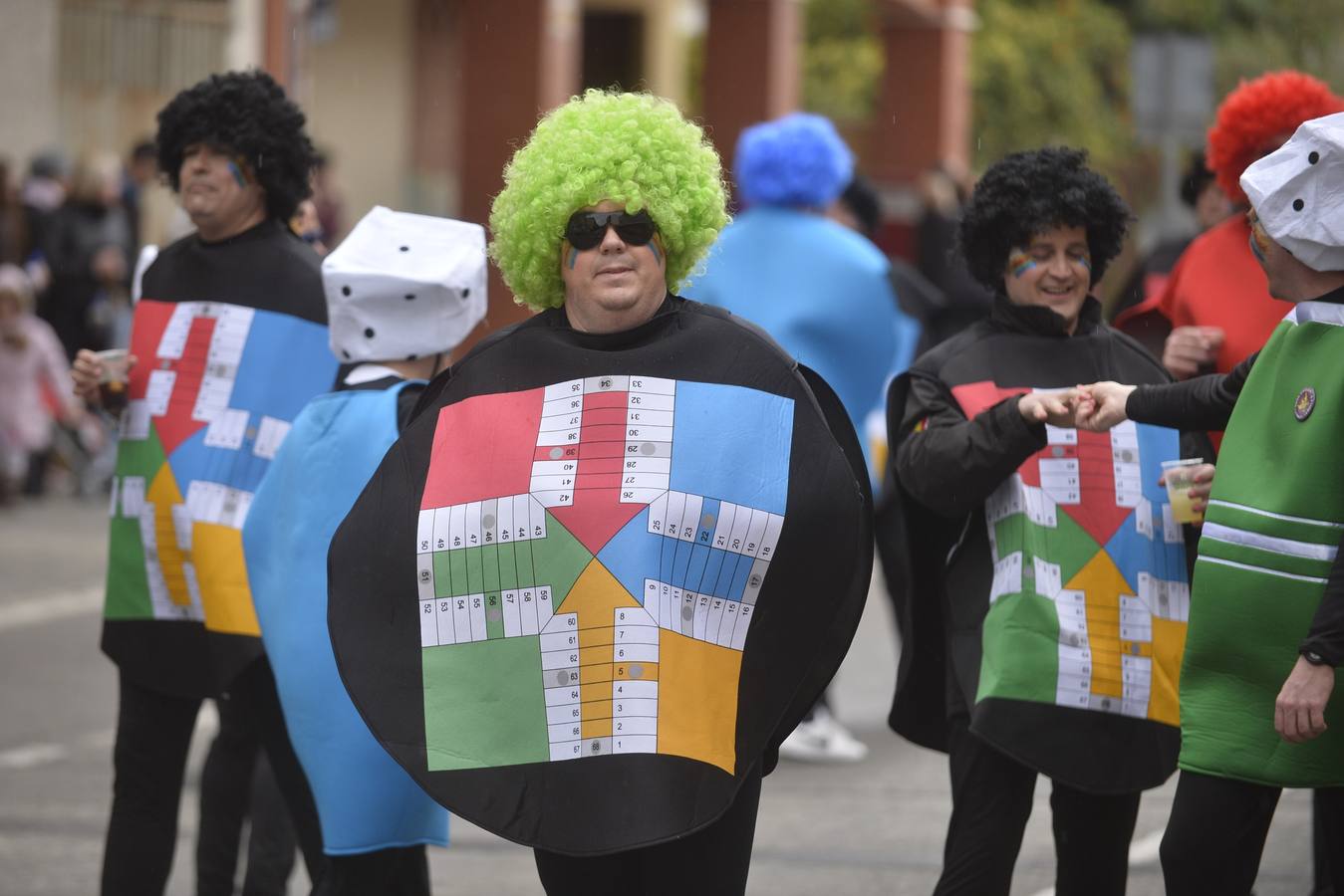 Pablo Iglesias y La Pantoja bailan en Cabezo de Torres