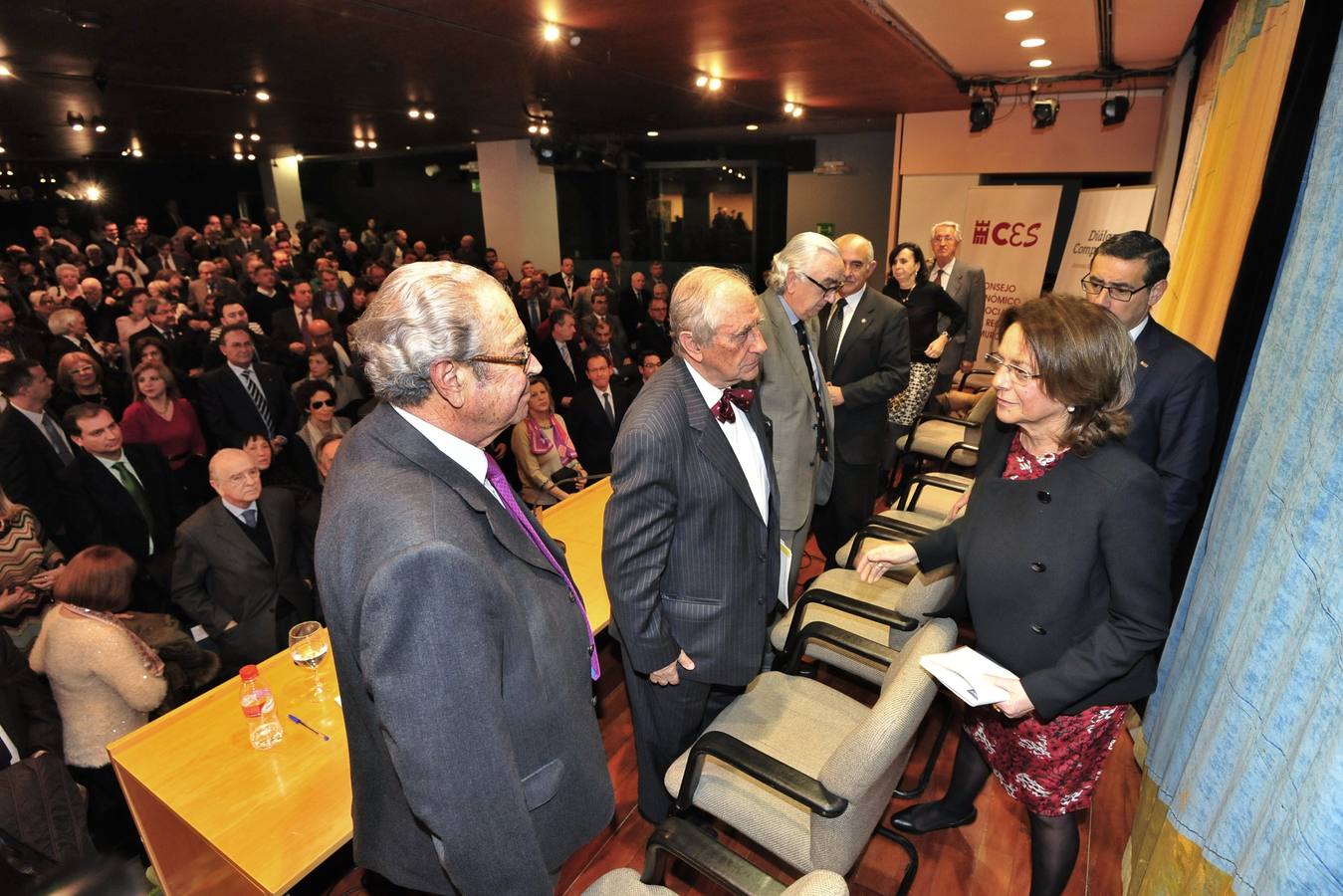 Homenaje a Antonio Reverte, expresidente del CES