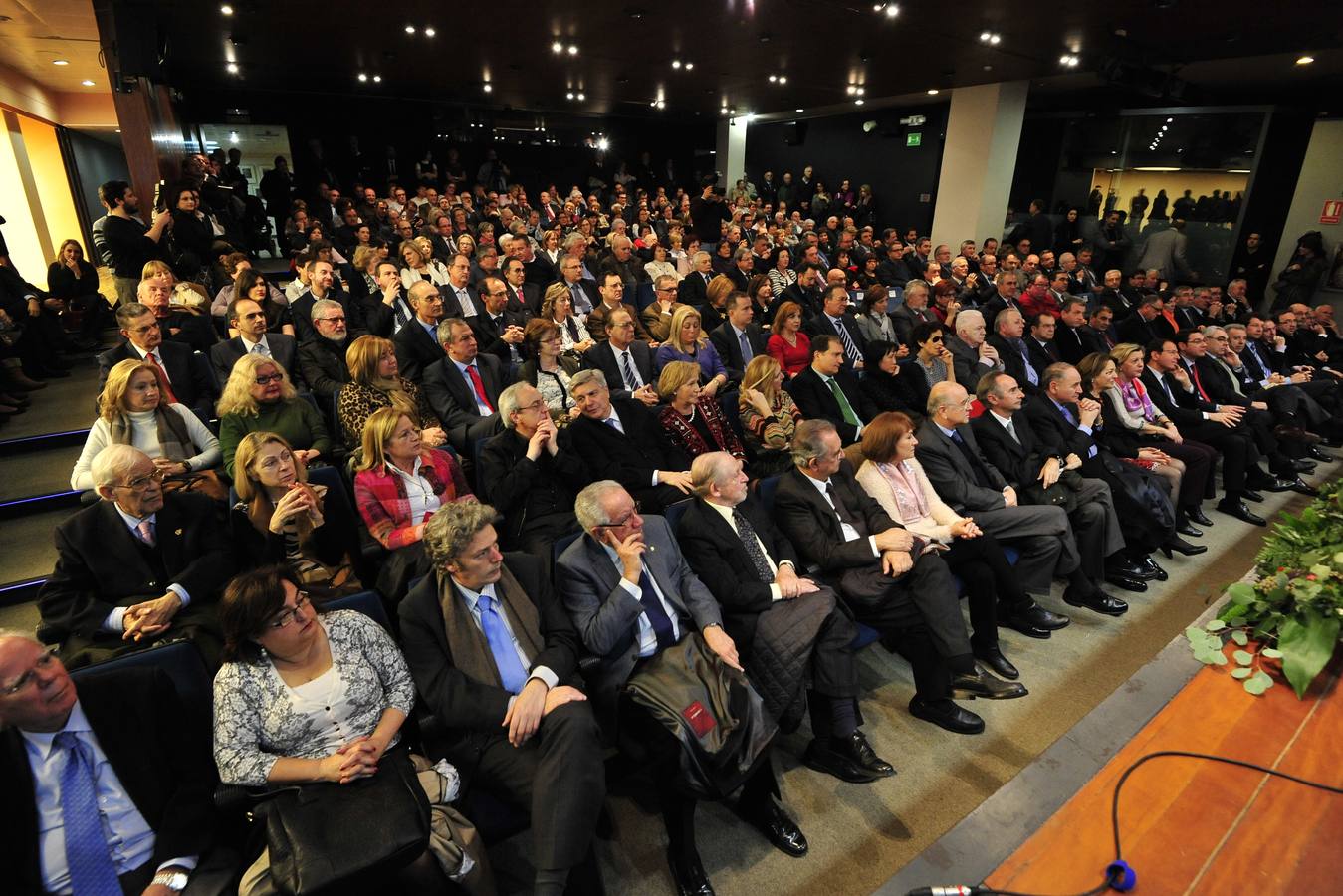 Homenaje a Antonio Reverte, expresidente del CES