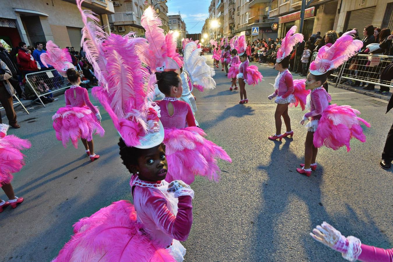 Desfile de las comparsas foráneas en Águilas