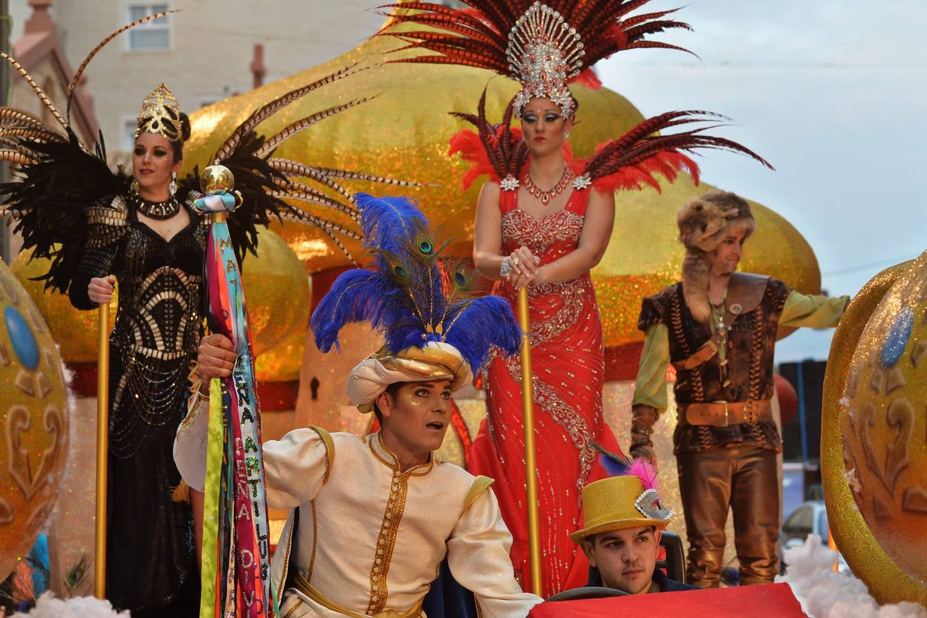 Desfile de las comparsas foráneas en Águilas