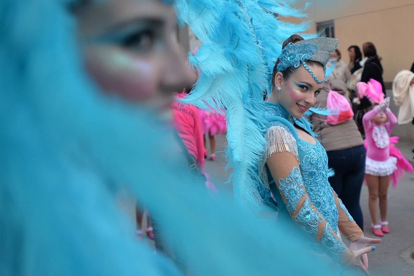 Desfile de las comparsas foráneas en Águilas