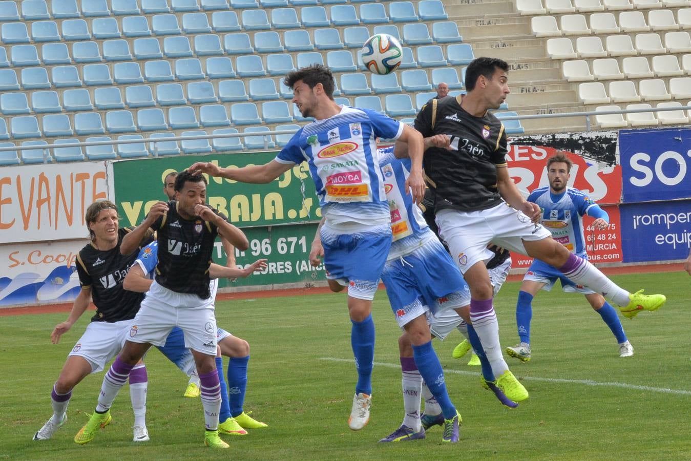 Imágenes del partido La Hoya-Real Jaén (1-2)