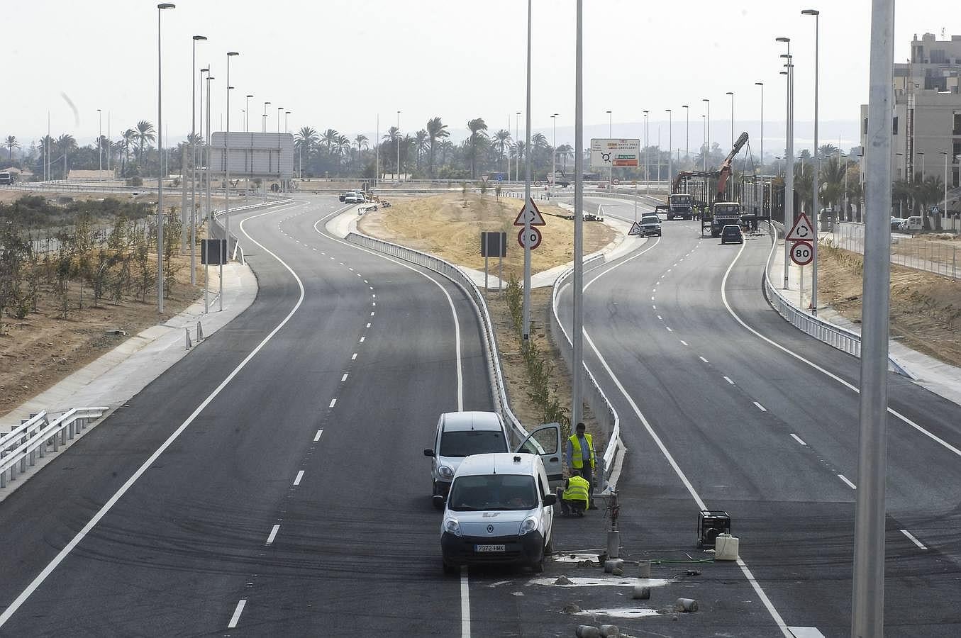 Obras en la carretera de la Ronda Sur de Elche