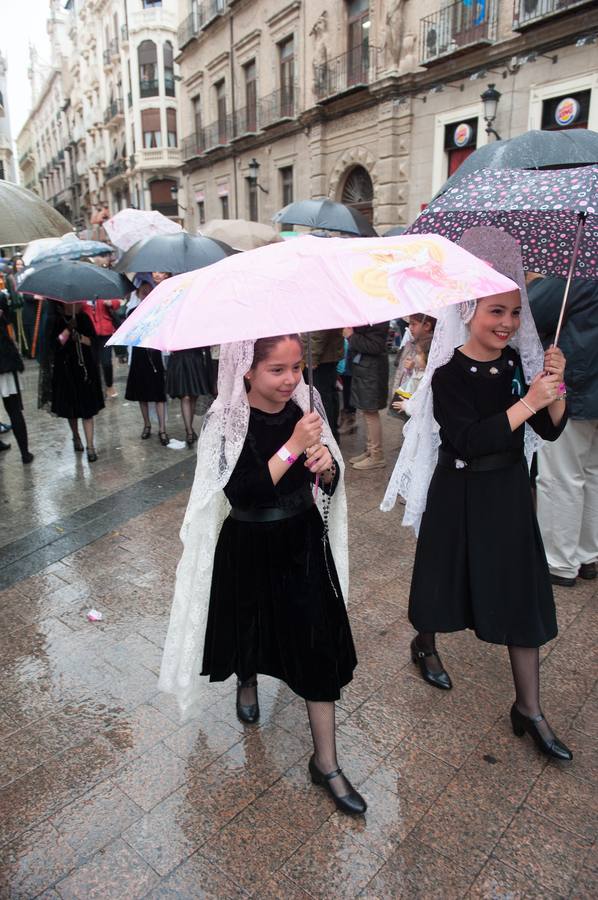 La Procesión del Ángel recorre las calles de la capital