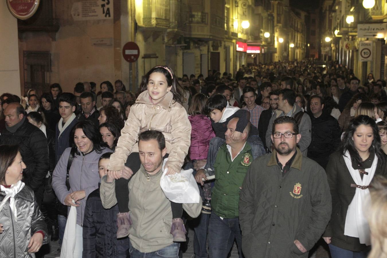 Los Pasos Blanco y Azul dan pie a la Semana Santa