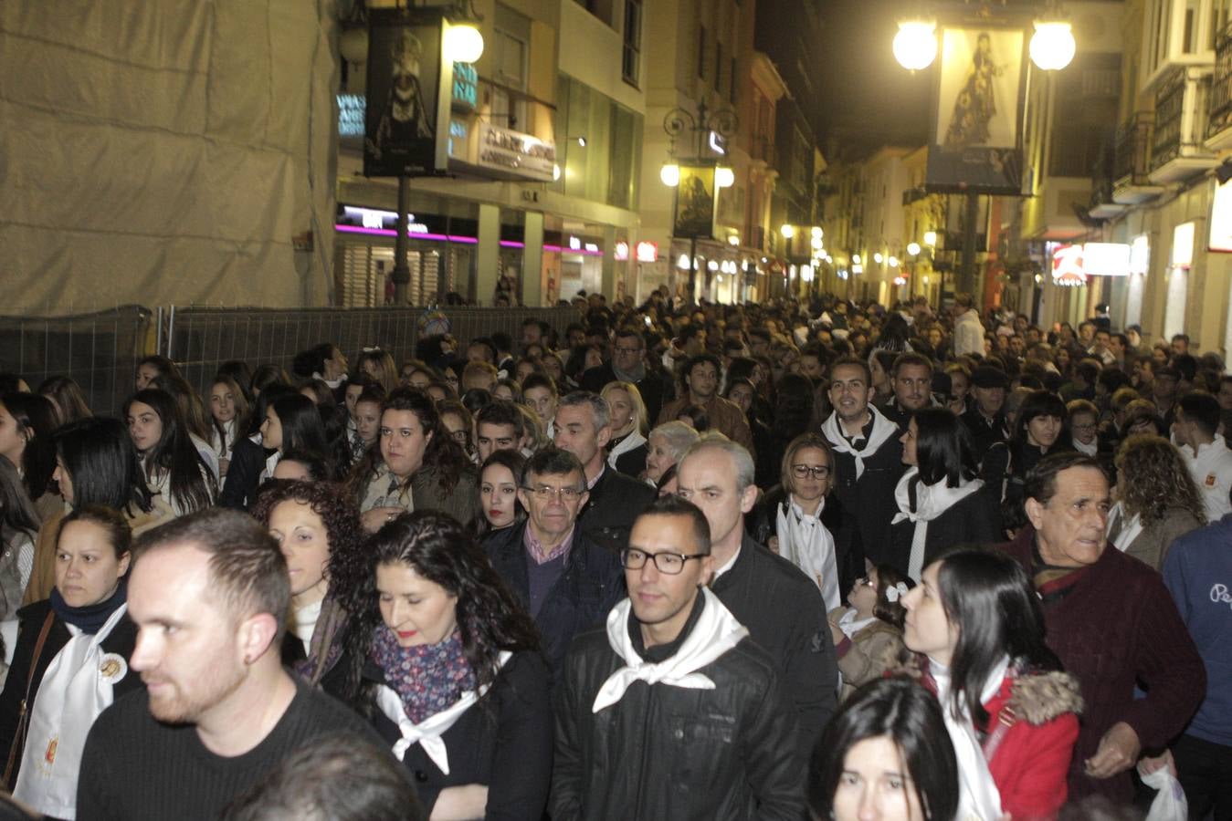 Los Pasos Blanco y Azul dan pie a la Semana Santa