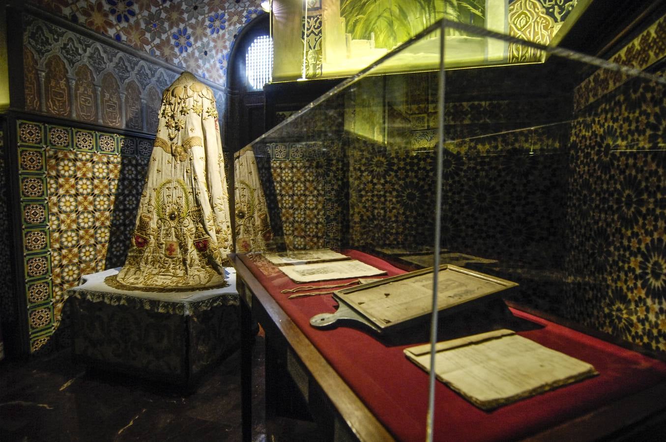 Exposición de Santa María en Elche