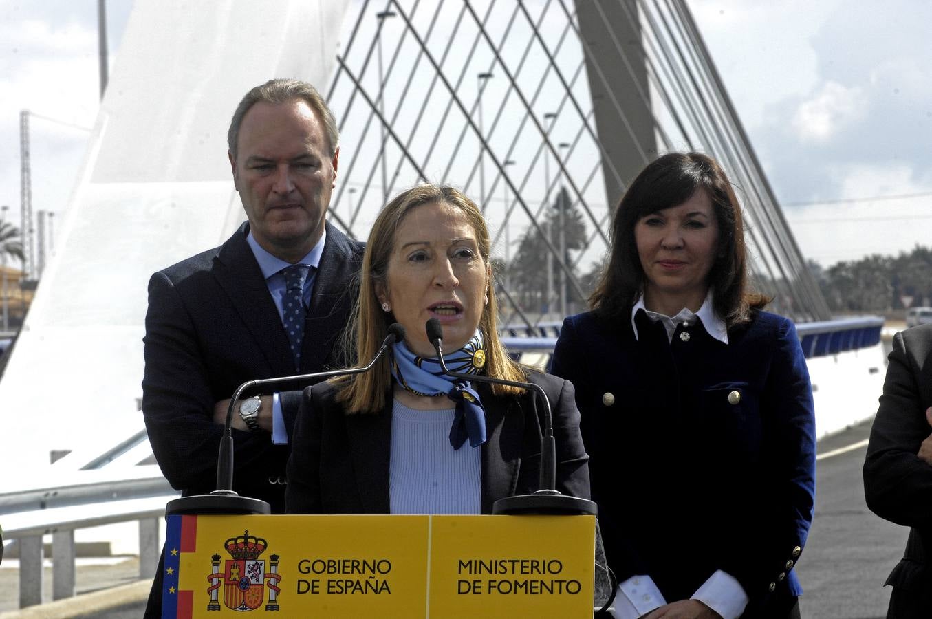 Ana Pastor inaugura la Ronda Sur de Elche