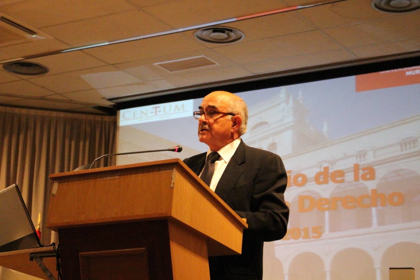 La Facultad de Derecho de la UMU conmemora su centenario