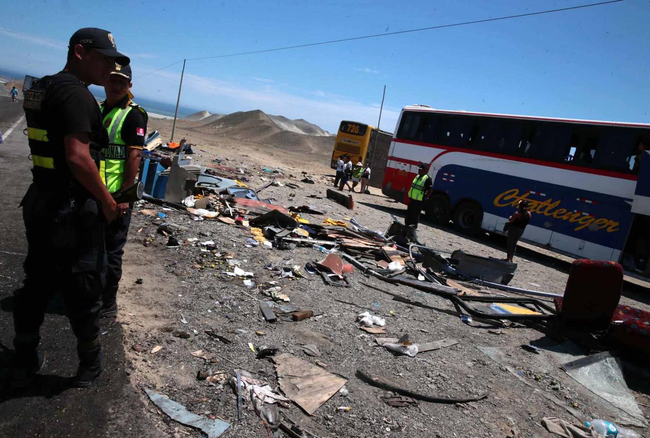 Un trágico accidente deja 37 muertos en Perú