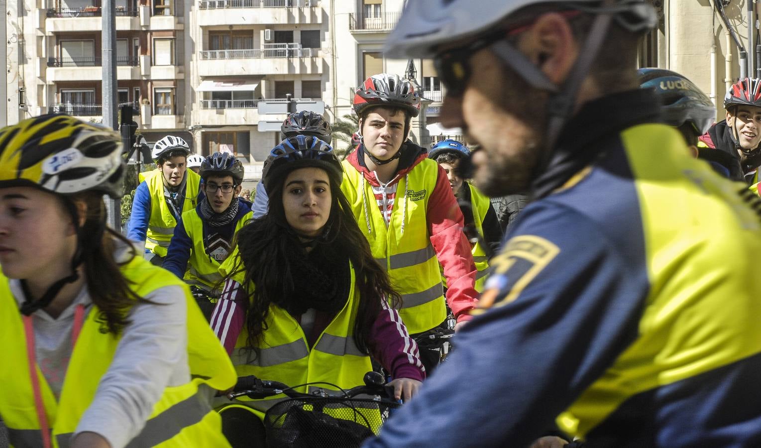 La Policía Local de Elche promueve el uso de la bicicleta